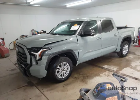 2024 Toyota Tundra Sr5 из США, поврежденный, VIN 5TFLA5DB1RX159813
